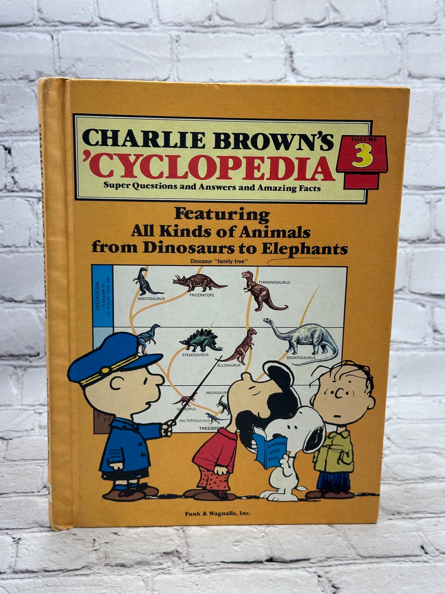 Charlie Browns Cyclopedia Volume 3 All Kinds of Animals [5th Print · 1980]