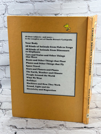 Charlie Browns Cyclopedia Volume 3 All Kinds of Animals [5th Print · 1980]