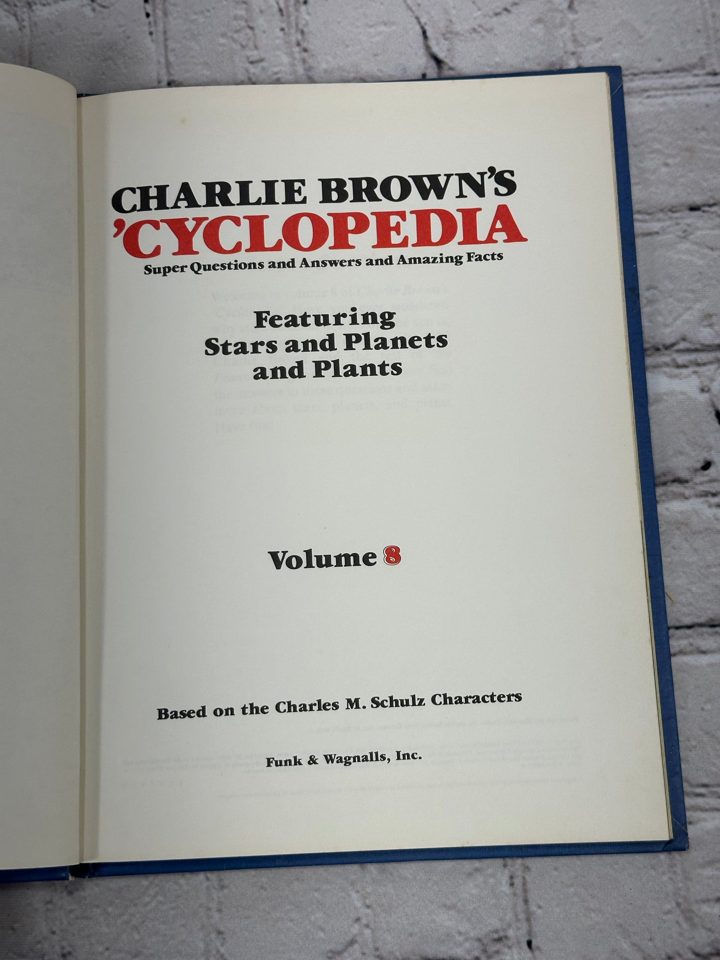 Charlie Browns Cyclopedia Volume 8 Stars and Planets [9th Print · 1980]