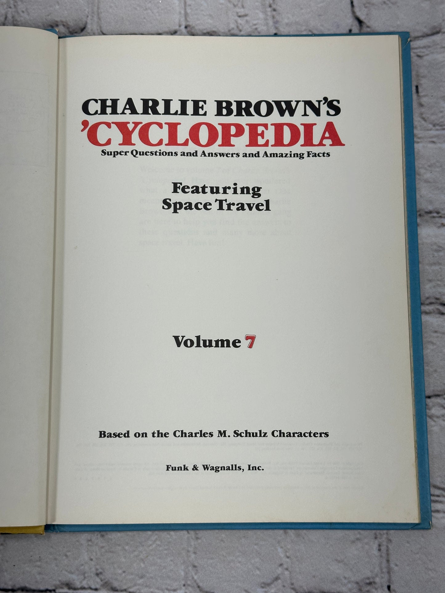 Charlie Browns Cyclopedia Volume 7 Featuring Space Travel [1st Print · 1980]