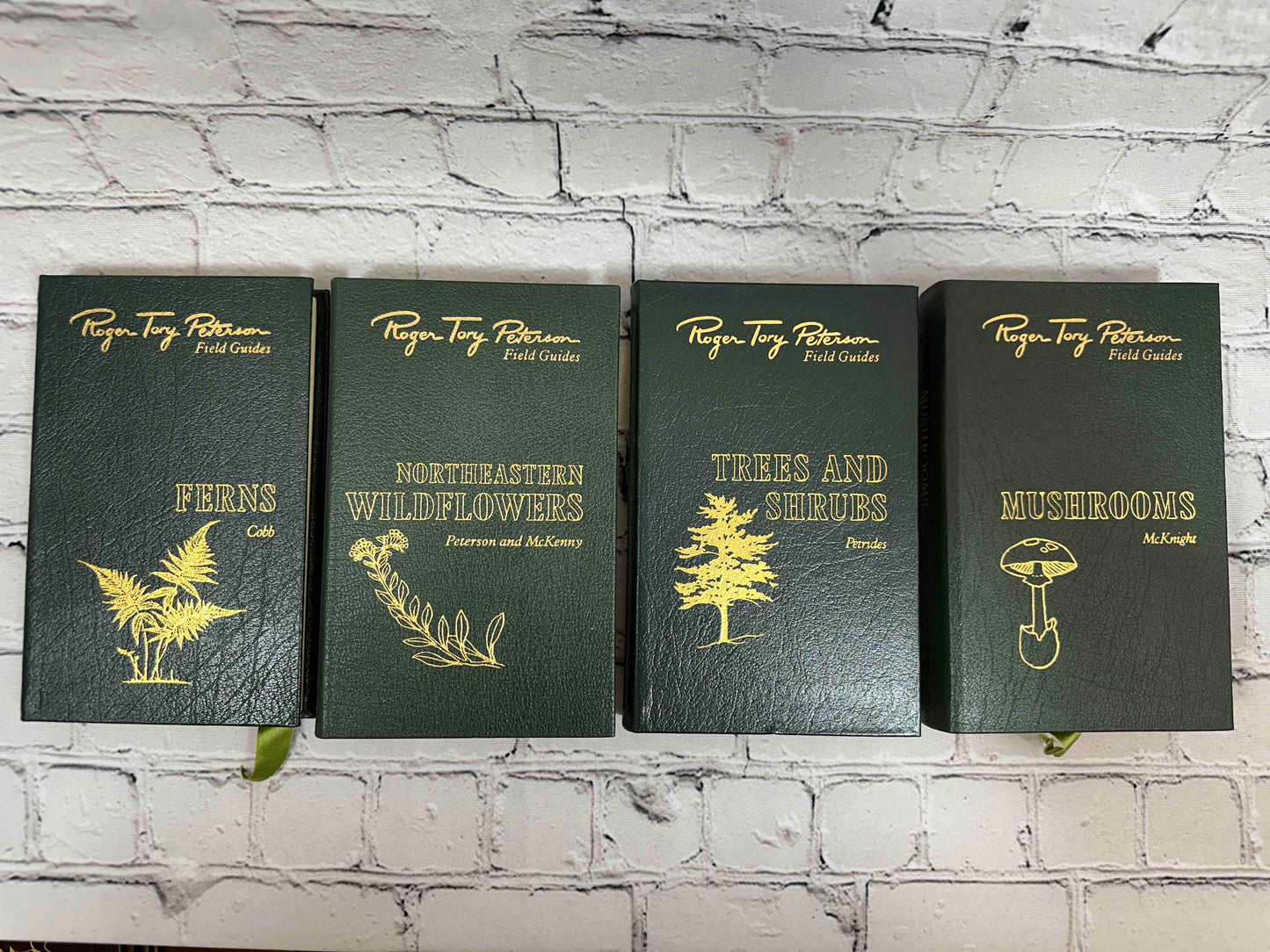 Roger Tory Peterson Field Guides (35 Volumes)