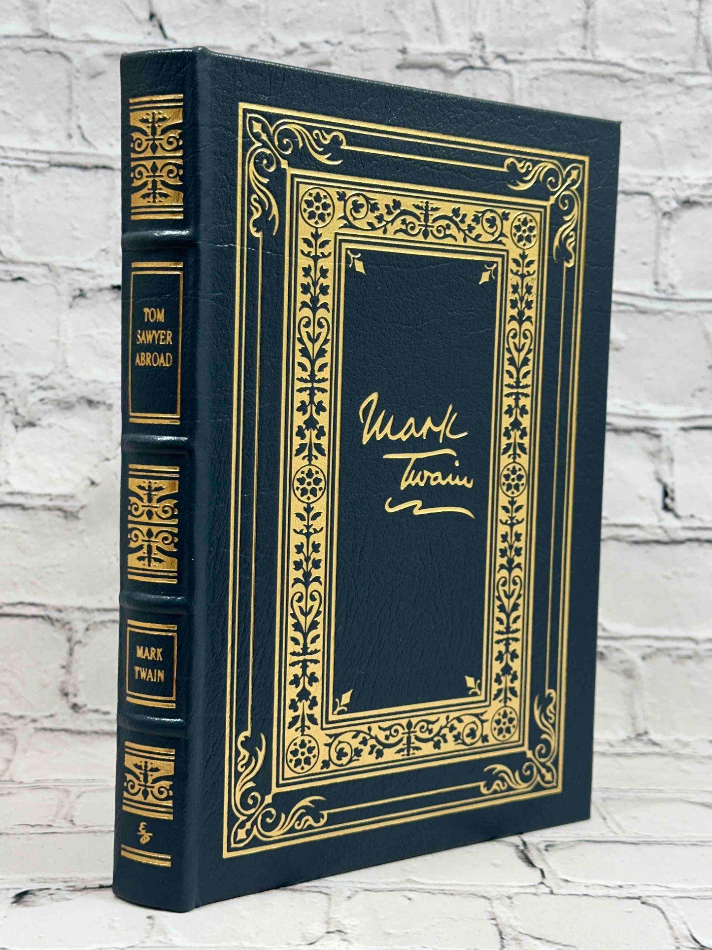 Classical Works of Mark Twain (8 Volumes)