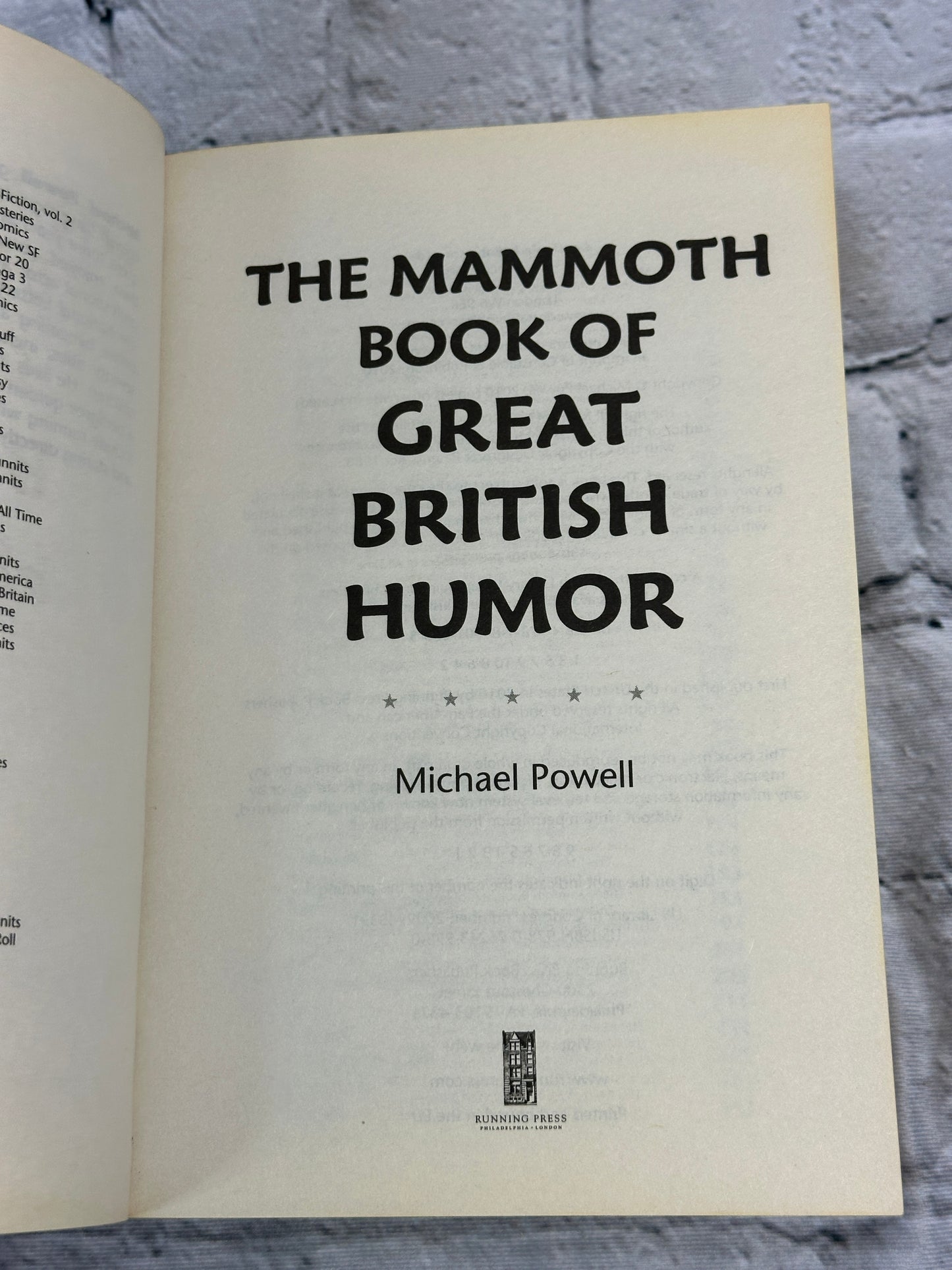 The Mammoth Book of Great British Humor by Michael Powell [2010 · First Print]