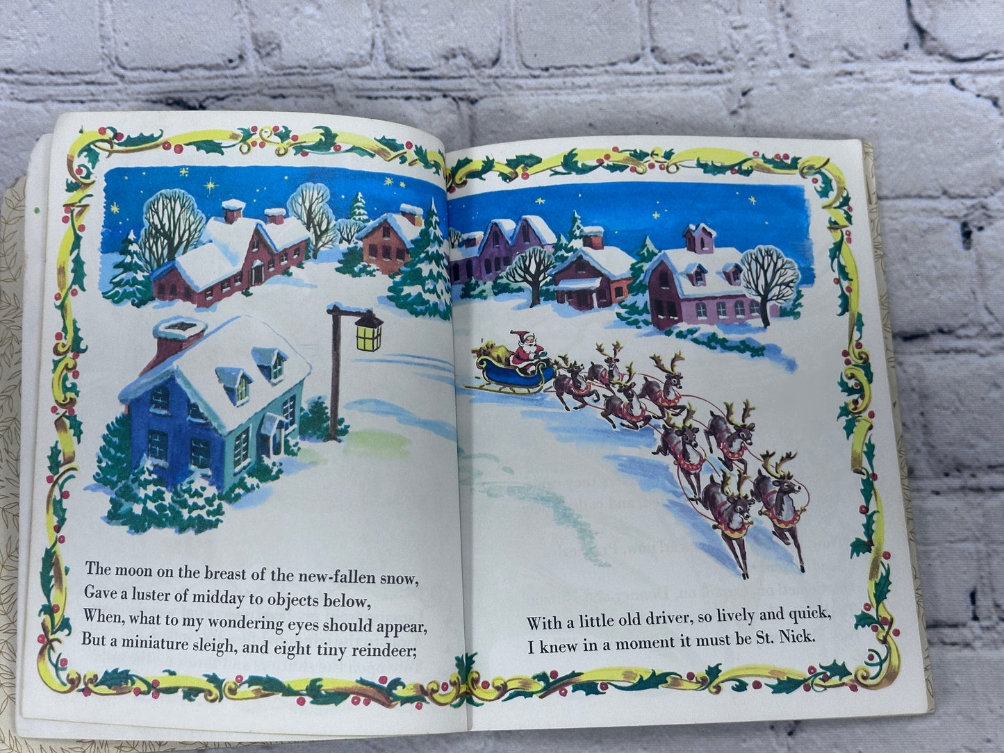 The Night Before Christmas By Clement C. Moore [Little Golden Book · 1971]