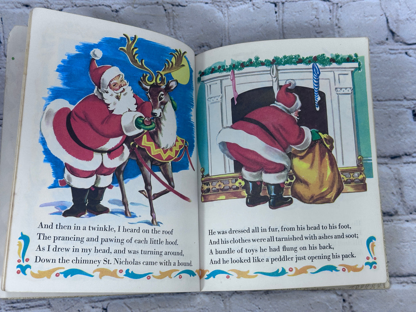 The Night Before Christmas By Clement C. Moore [Little Golden Book · 1971]