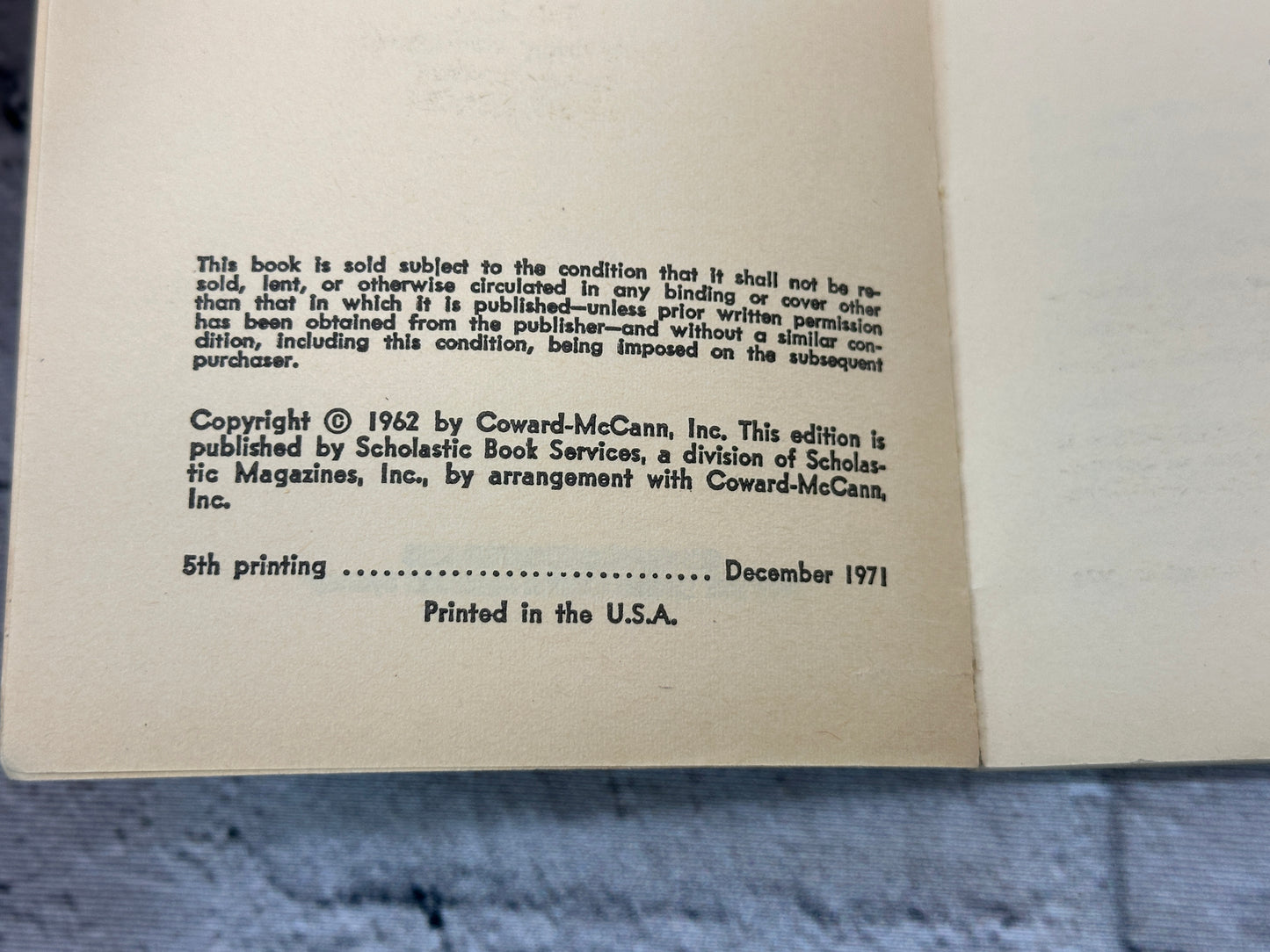 Sparrow Lake By Carol Beach York [1971 · Fifth Printing]