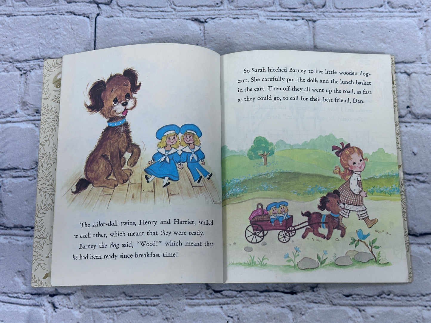 The Ginghams The Backward Picnic [A Little Golden Book · 1976]