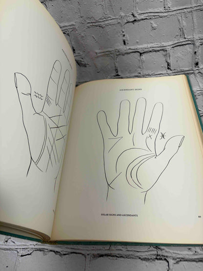 Astro-palmistry: Signs and seals of the hand