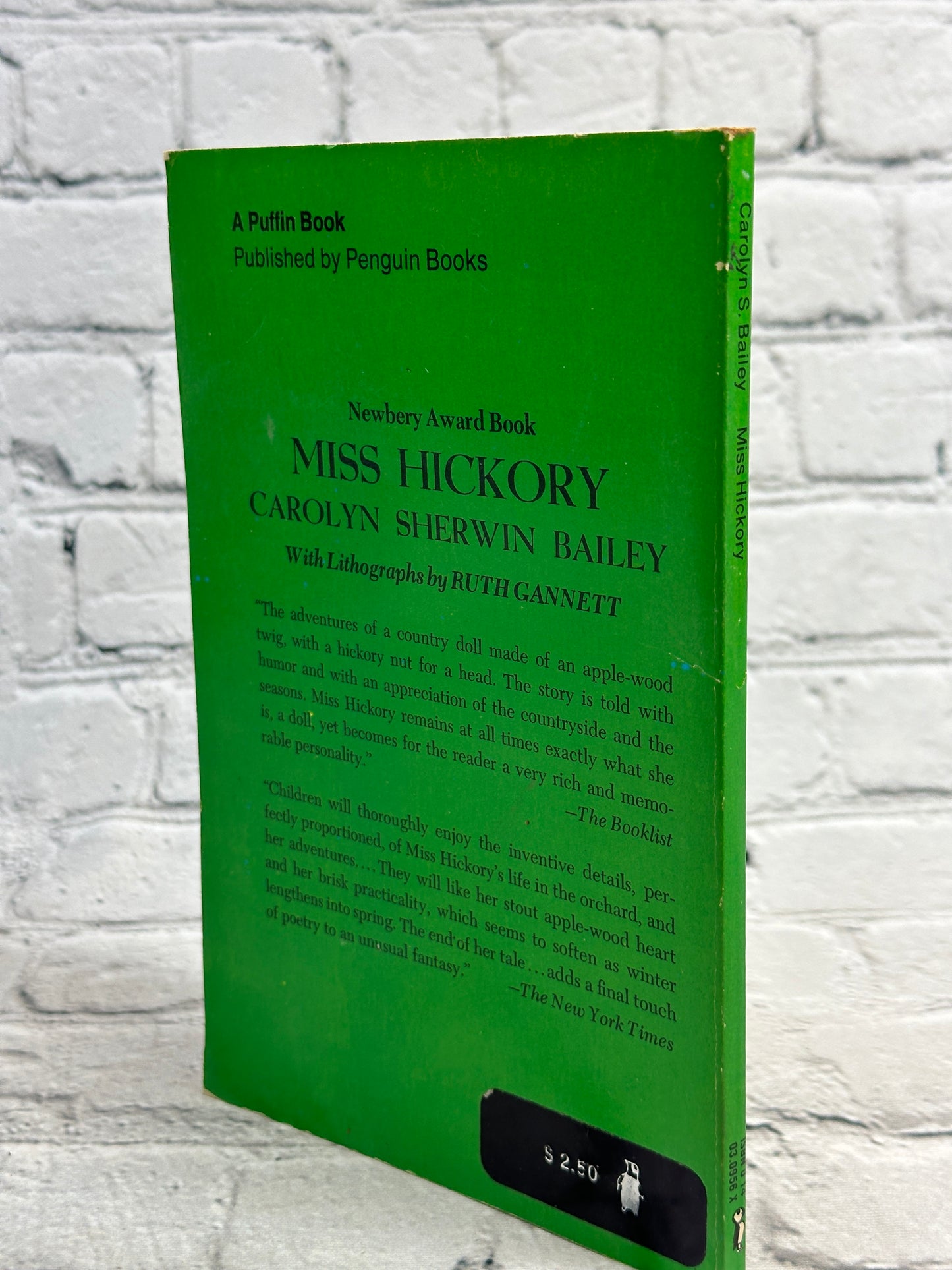 Miss Hickory by Carolyn Sherwin Bailey & Lithographs by Ruth Gannett [1981]