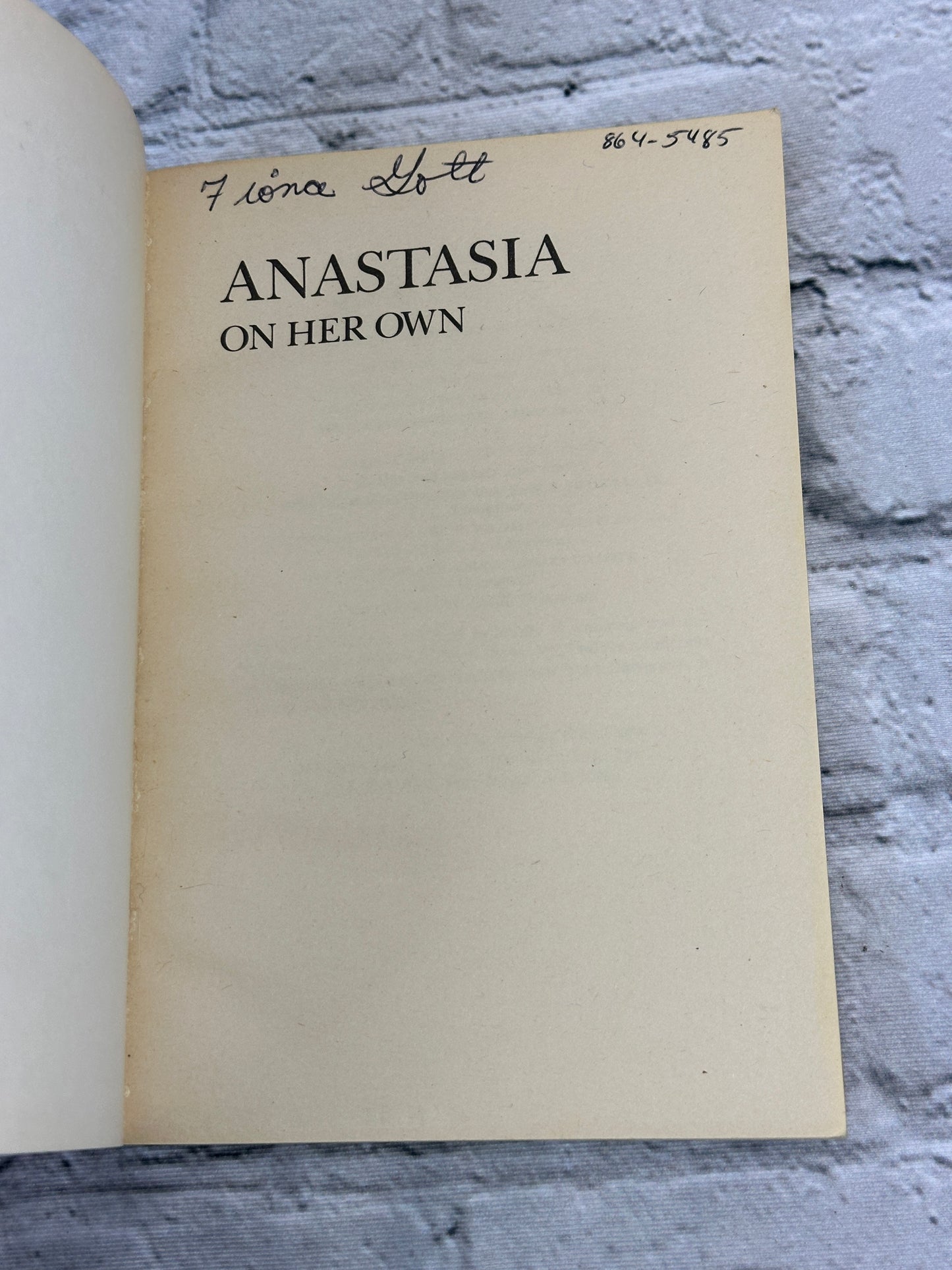 Anastasia On Her Own by Lois Lowry [1986 · First Printing]