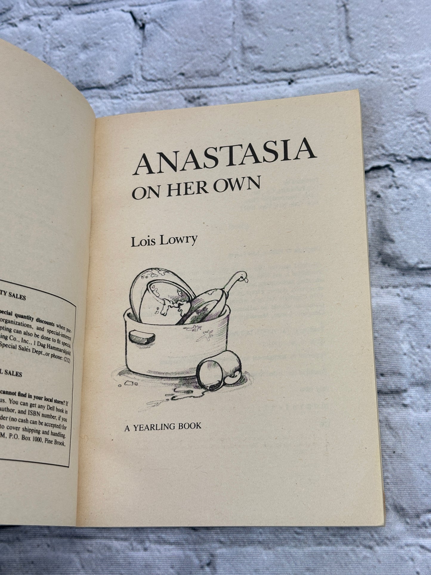 Anastasia On Her Own by Lois Lowry [1986 · First Printing]