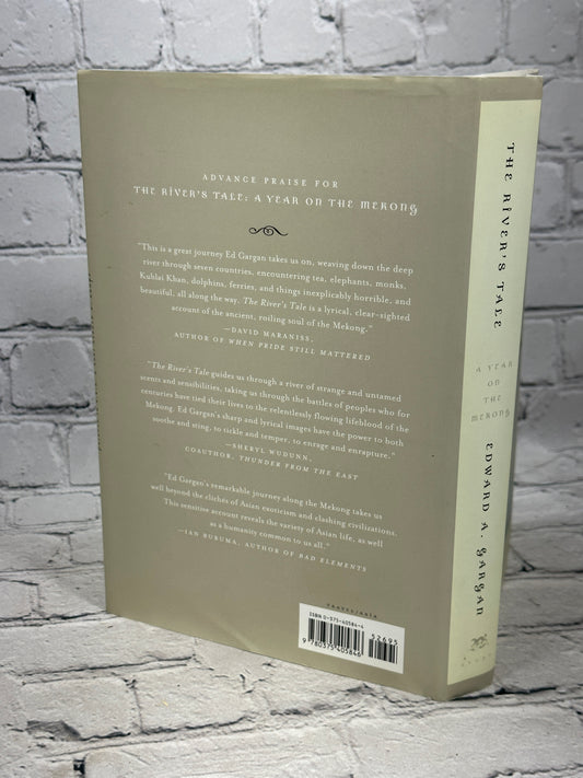 The River's Tale: A Year on the Mekong by Edward Gargan [2002 · First Edition]
