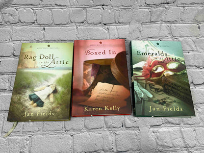 Annie's Attic Mysteries Series (22 Book)