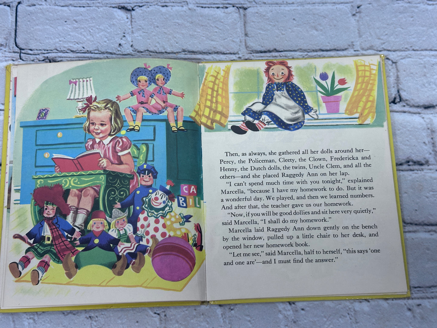 Raggedy Ann and Marcella's First Day at School [Wonder Books · 1952]