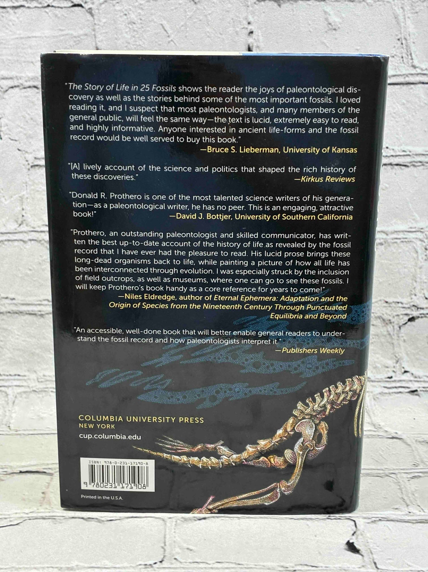 The Story of Life in 25 Fossils: Tales of Intrepid Fossil Hunters and the Wonders of Evolution