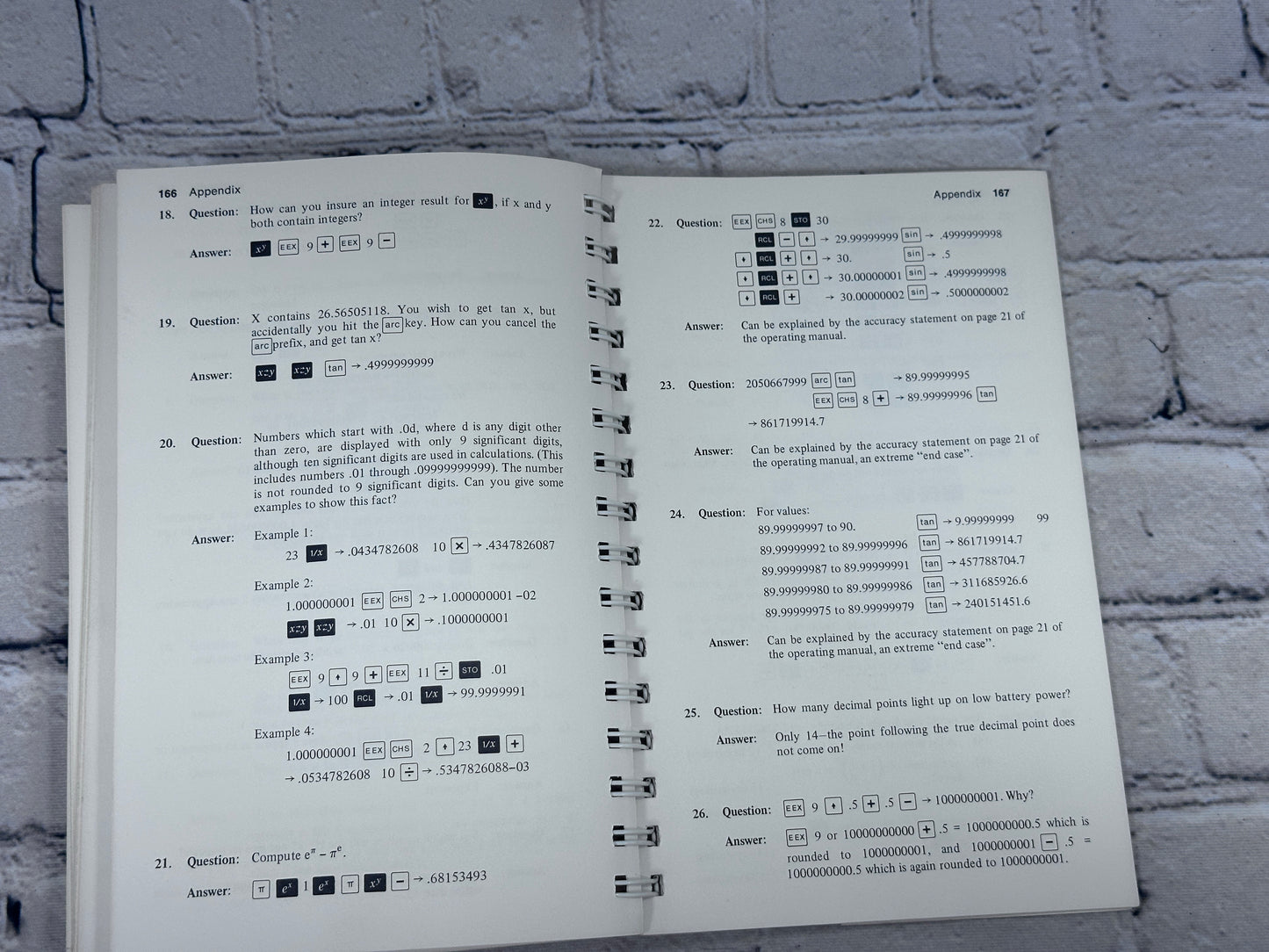 Hewlett Packard HP-35 Pocket Calculator Math Pac [1974]