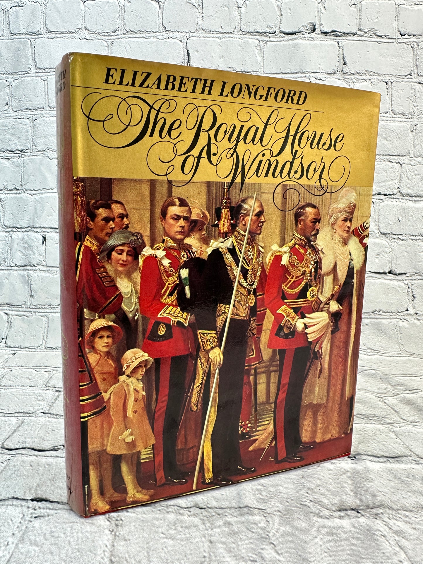 The Royal House of Windsor by Elizabeth Longford [1974 · 1st American Edition]