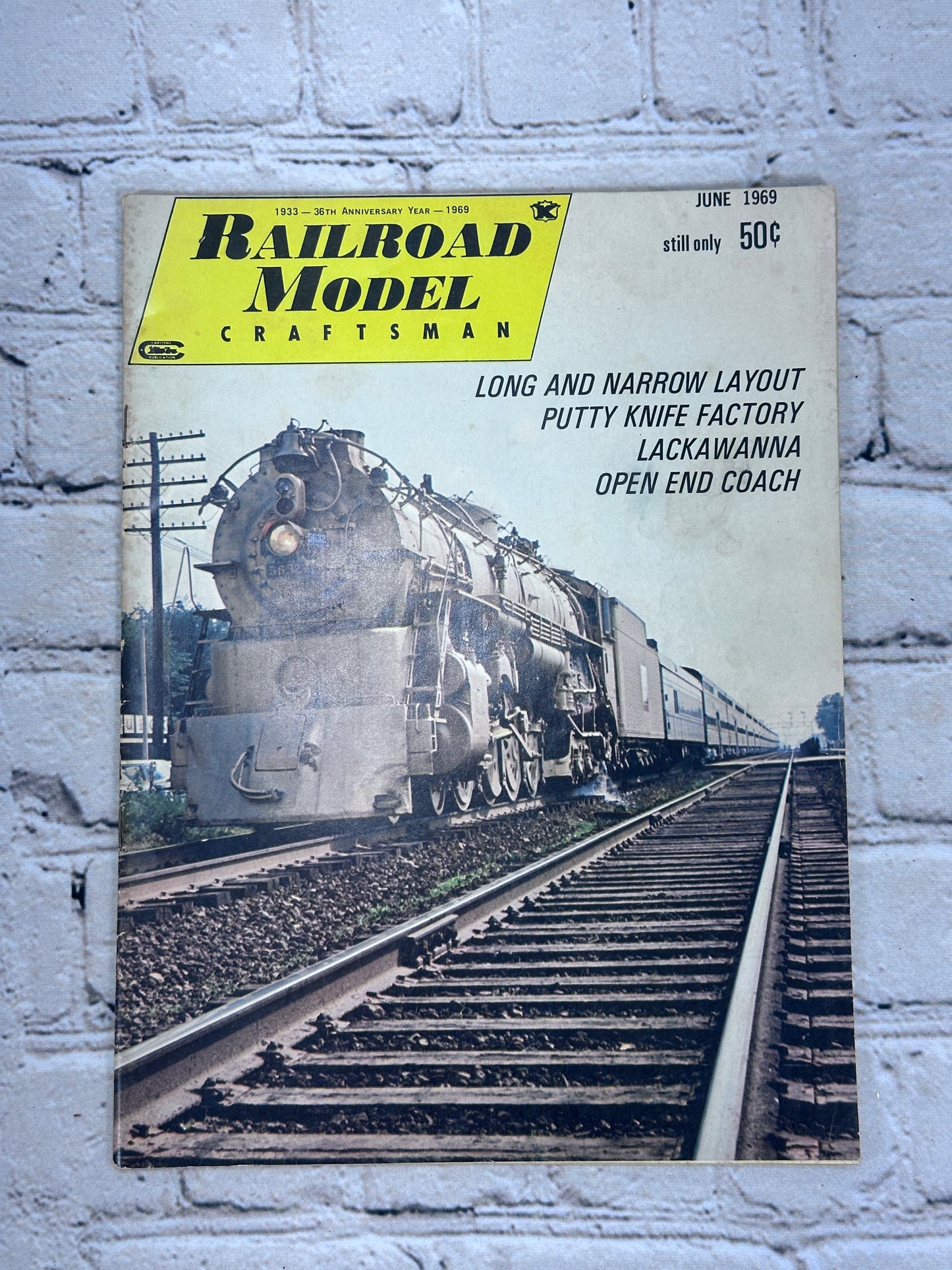 Railroad Model Craftsman Magazine [June 1969]