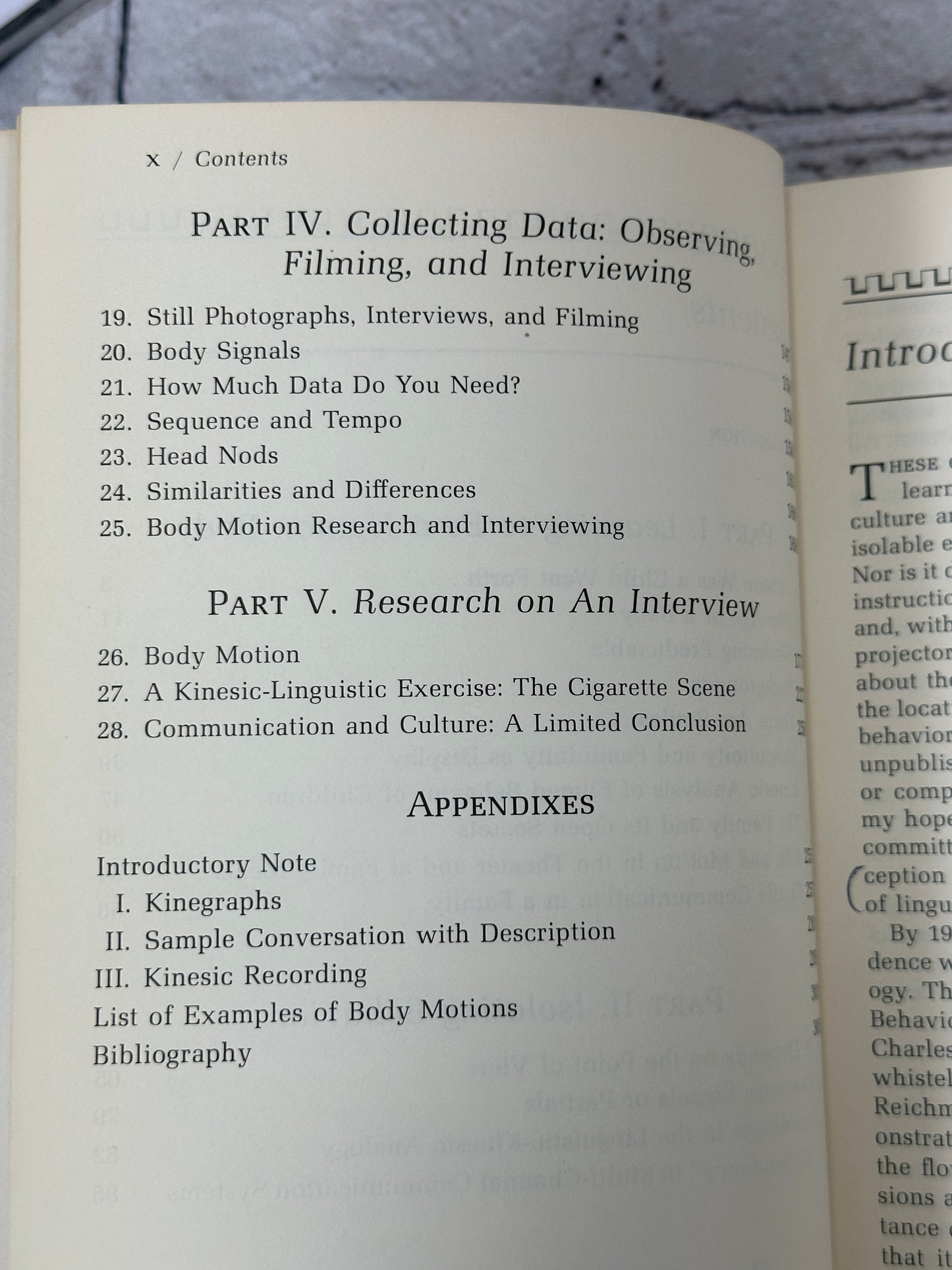 Kinesics and Context: Essays on Body Motion..by Ray Birdwhistell [1970]