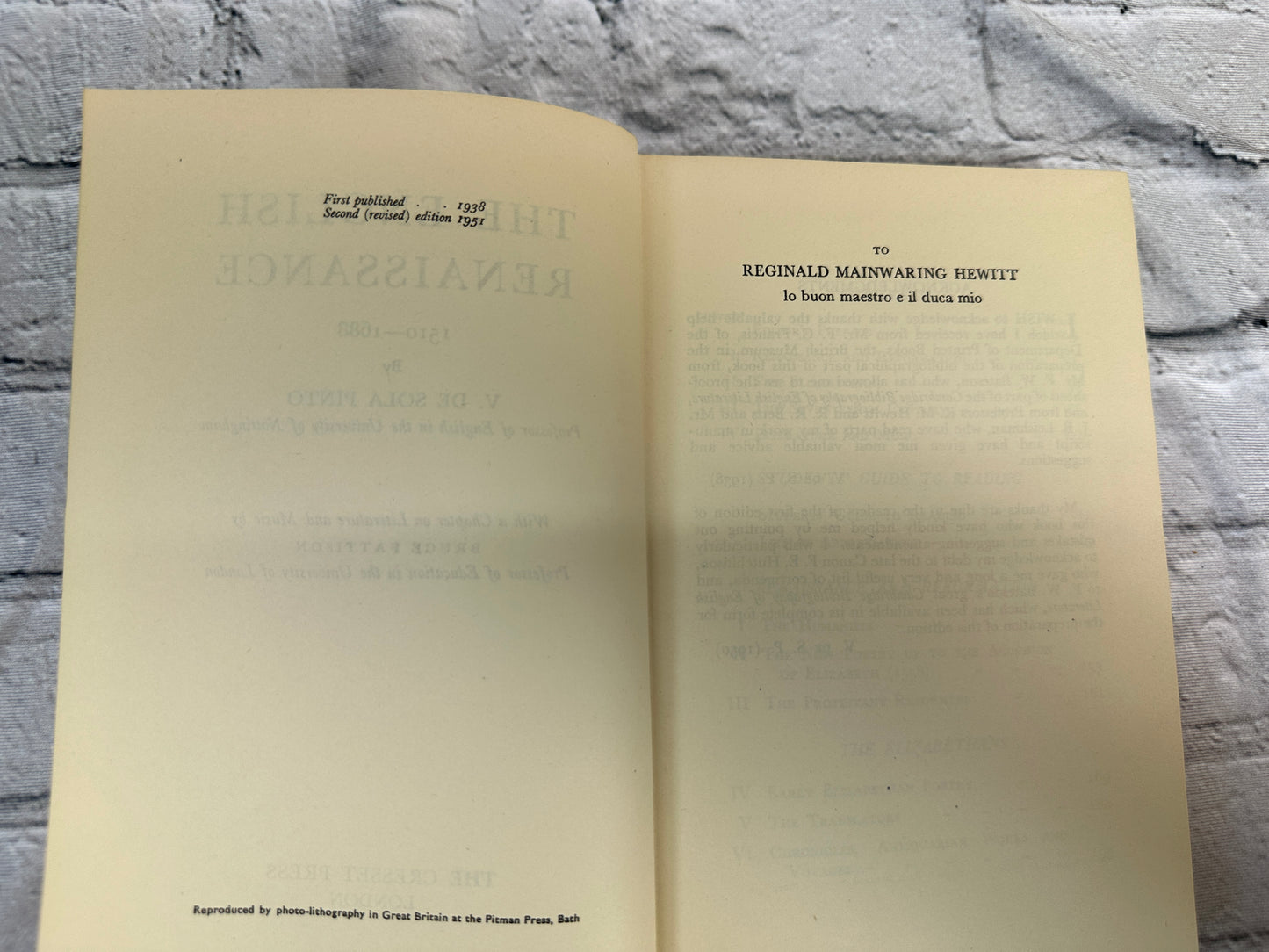 The English Renaissance 1510- 1688 by V. de Sola Pinto [1951 · 2nd edition]