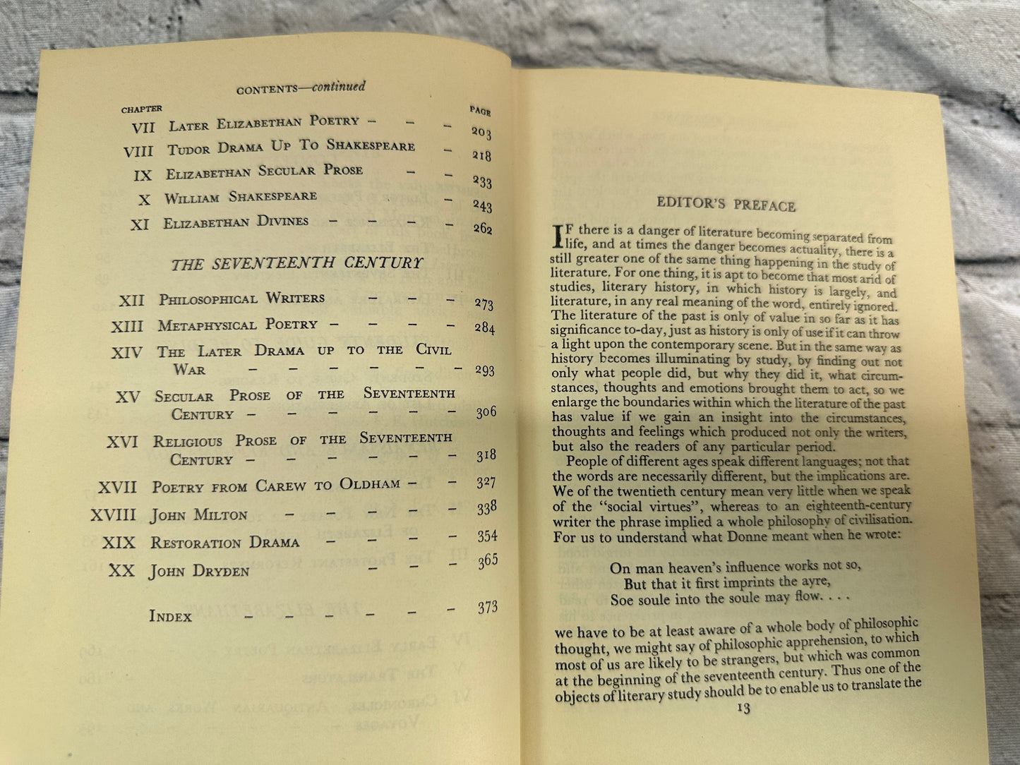 The English Renaissance 1510- 1688 by V. de Sola Pinto [1951 · 2nd edition]