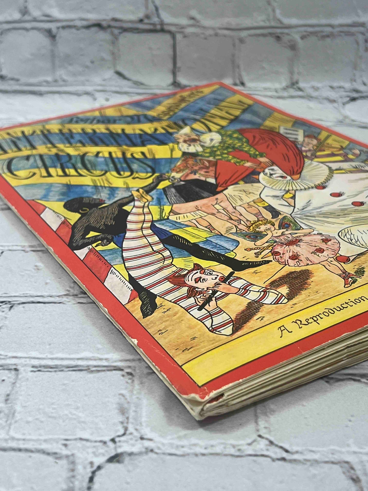 Lothar Meggendorfer's International circus: A reproduction of the antique pop-up book