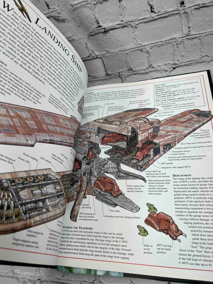 Incredible Cross-sections of Star Wars, Episode I - The Phantom Menace: The Definitive Guide to the Craft
