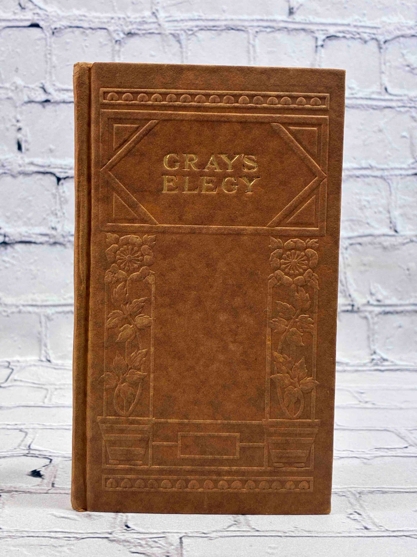 Gray's Elegy Written in a Country Churchyard