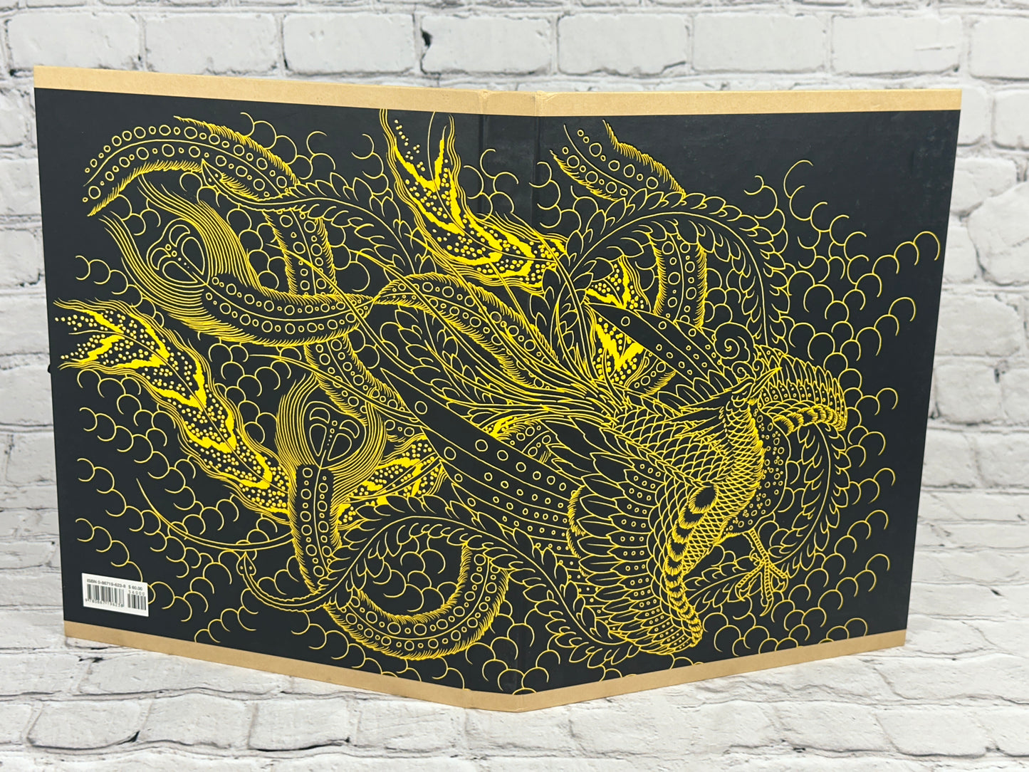 Suits Made To Fit: Newskool Tattoo Collective by Adrian Lee [3rd Print · 2004]