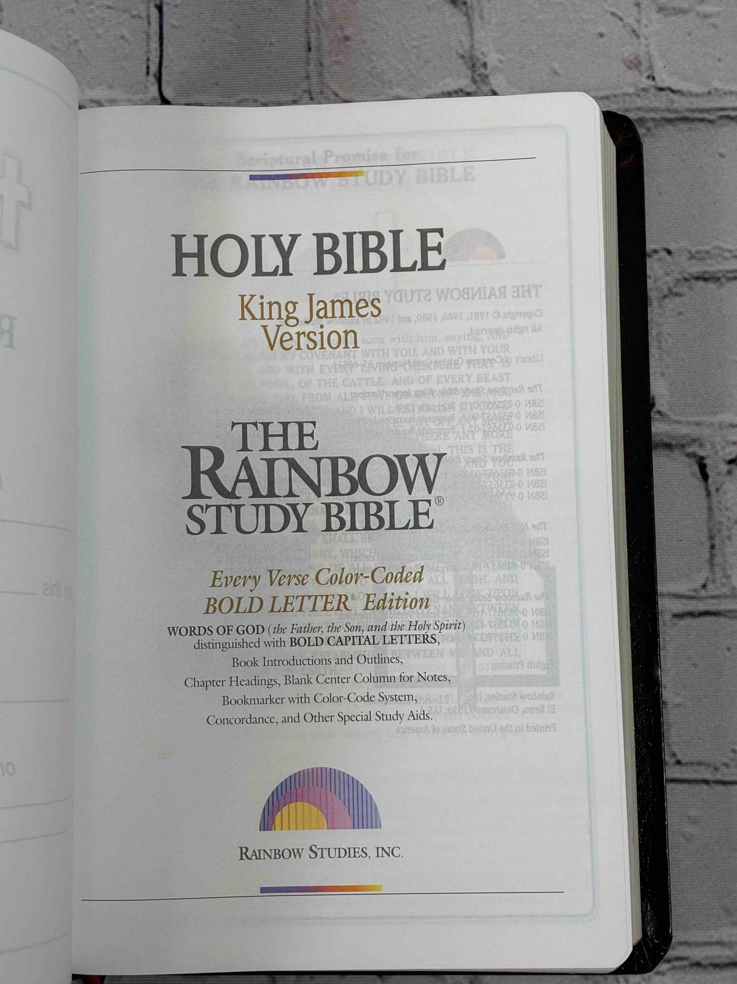 The Rainbow Study Bible: Holy Bible Containing the Old and New Testaments, King James Version