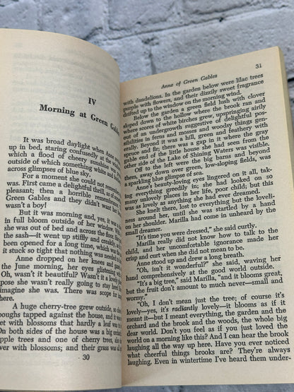 Anne of Green Gables Book 1 [A Seal Book · Seventh Printing]