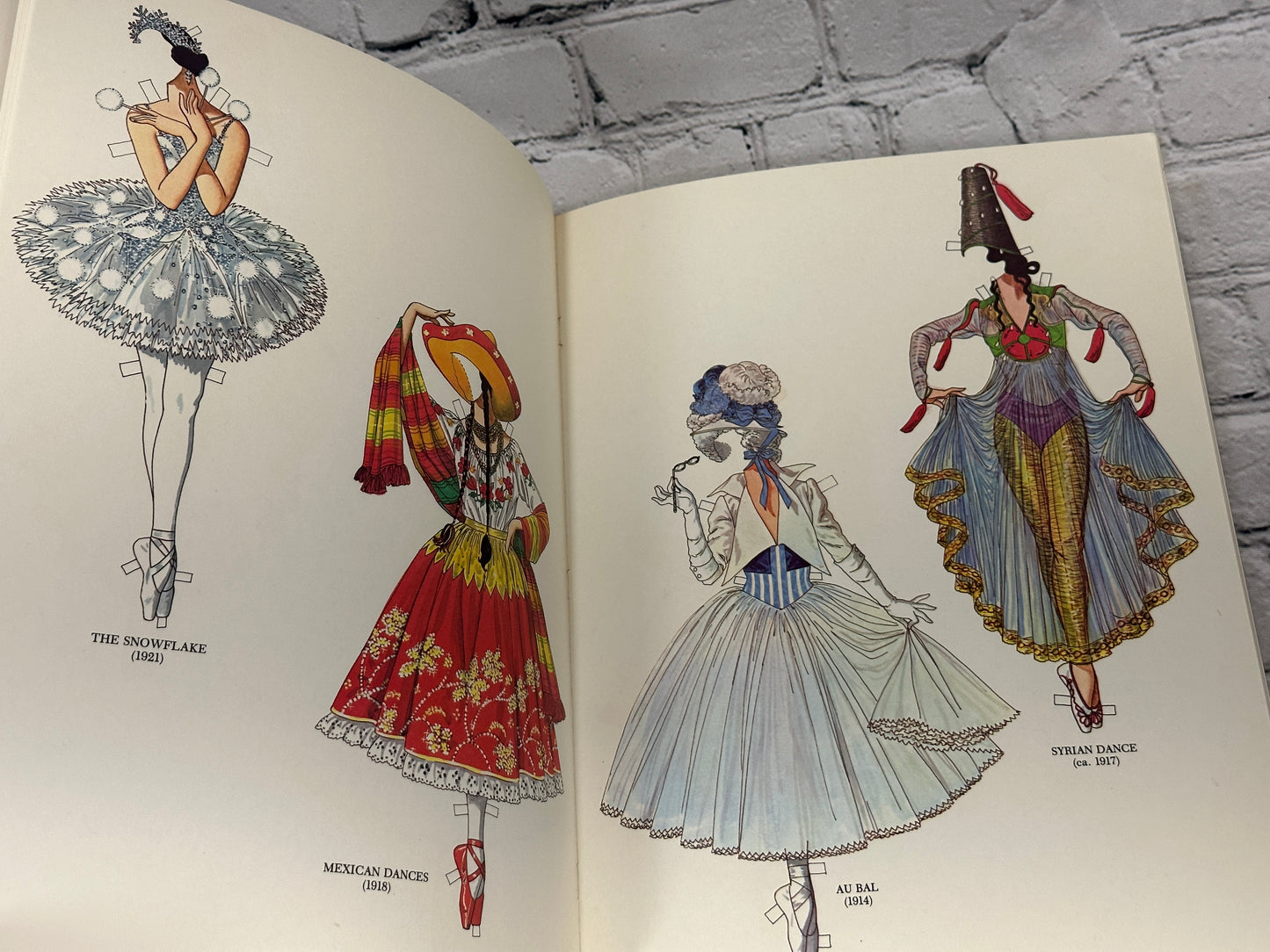 Pavlova & Nijinsky Paper Dolls in Full Color, Tom Tierney Russian Ballet [1981]