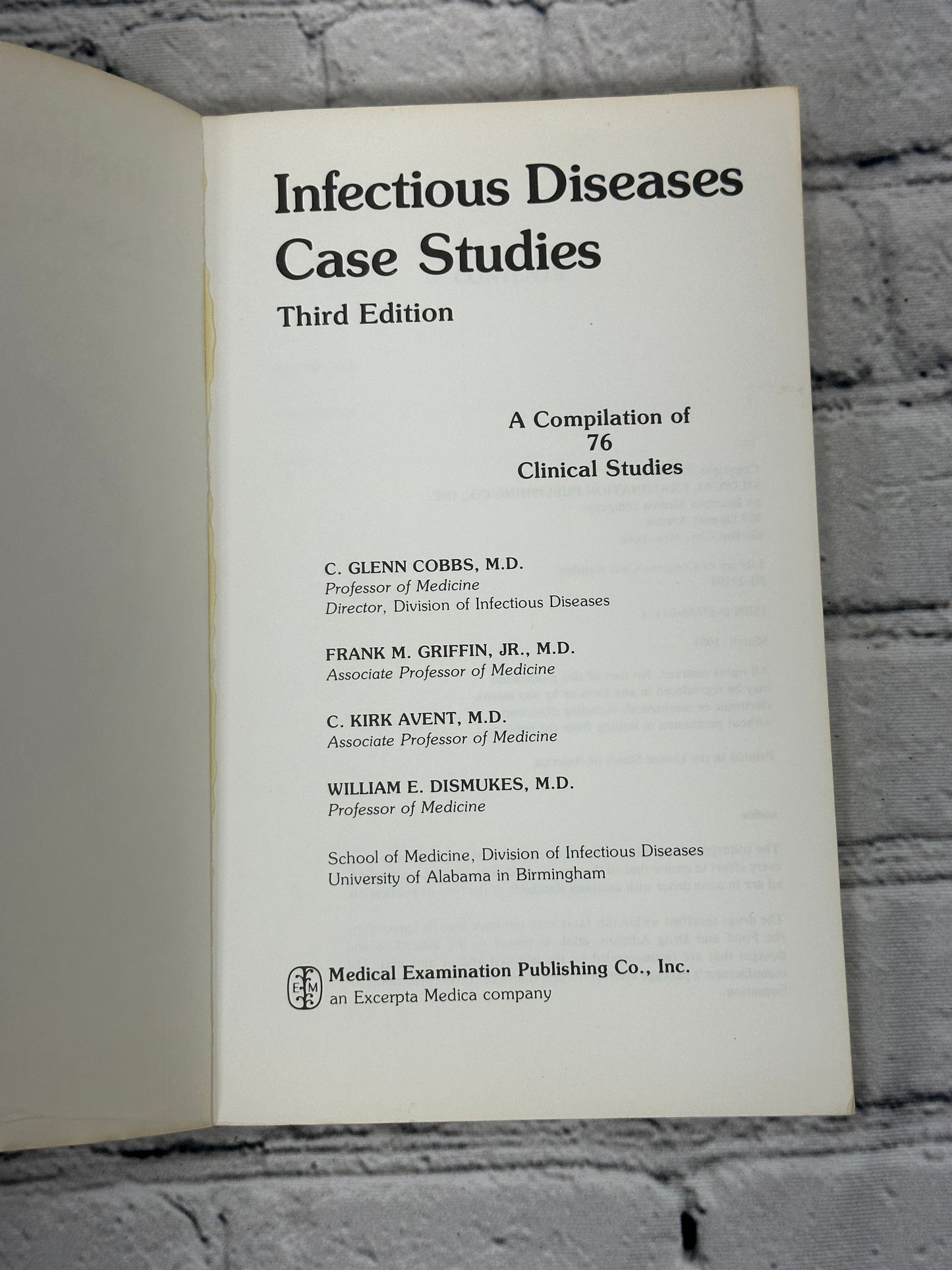 Infectious diseases Case Studies by C.Glenn Cobbs et al [1981 · Third Edition]