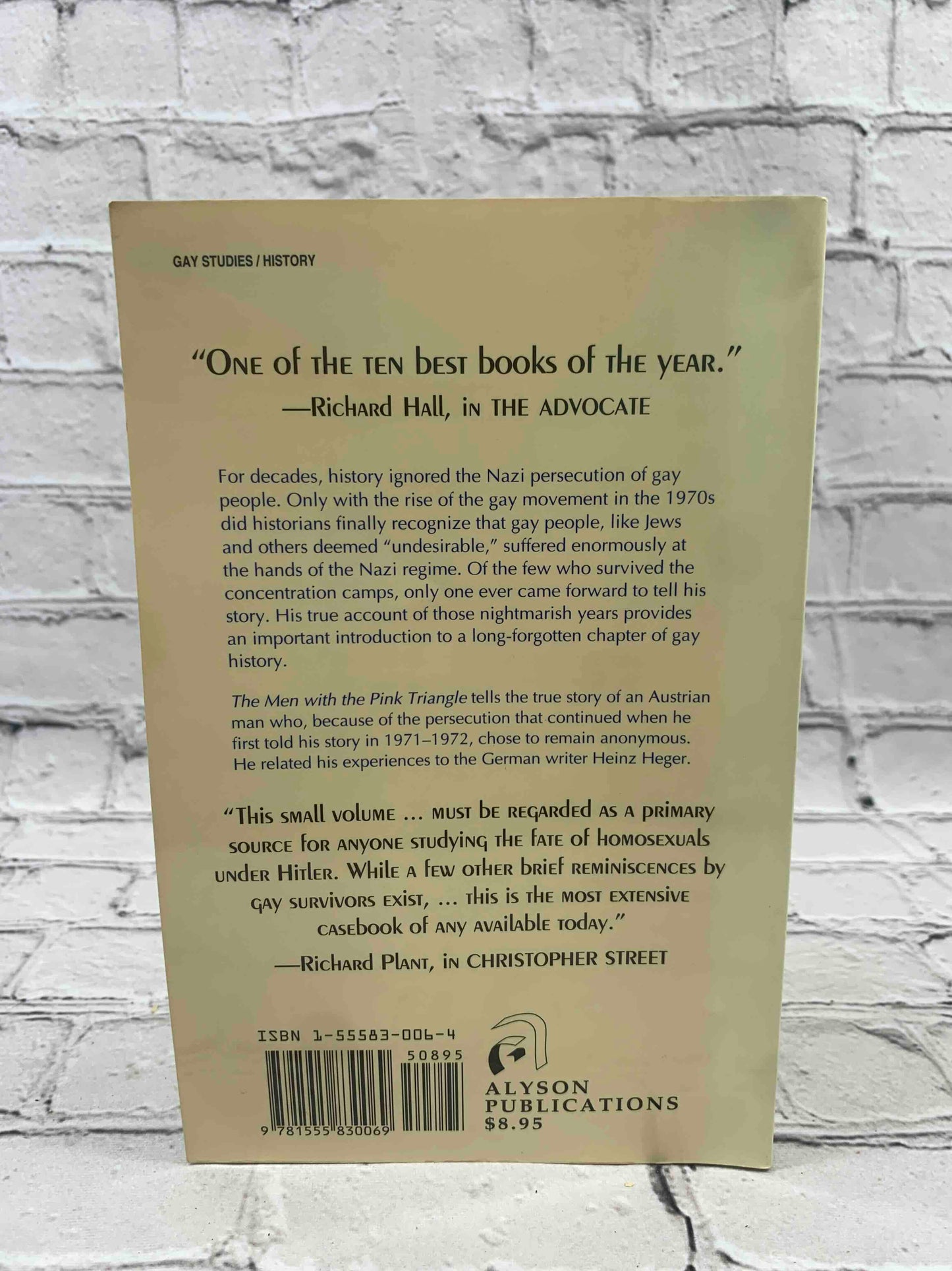 Men With the Pink Triangle: The True, Life-And-Death Story of Homosexuals in the Nazi Death Camps
