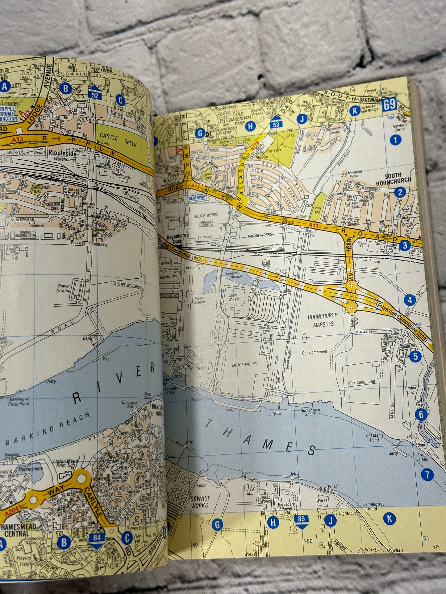 London A-Z Street Atlas [1998 · Edition 4]