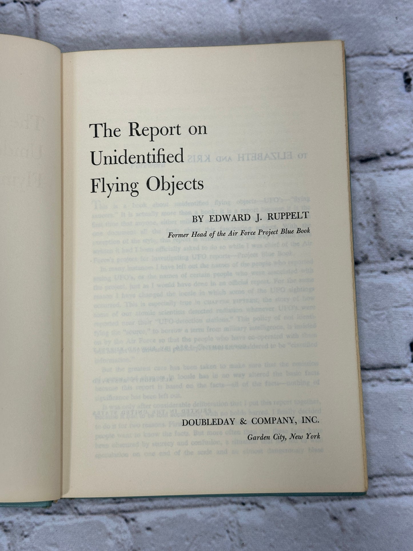 The Report on Unidentified Flying Objects By Edward J. Ruppelt [1956]