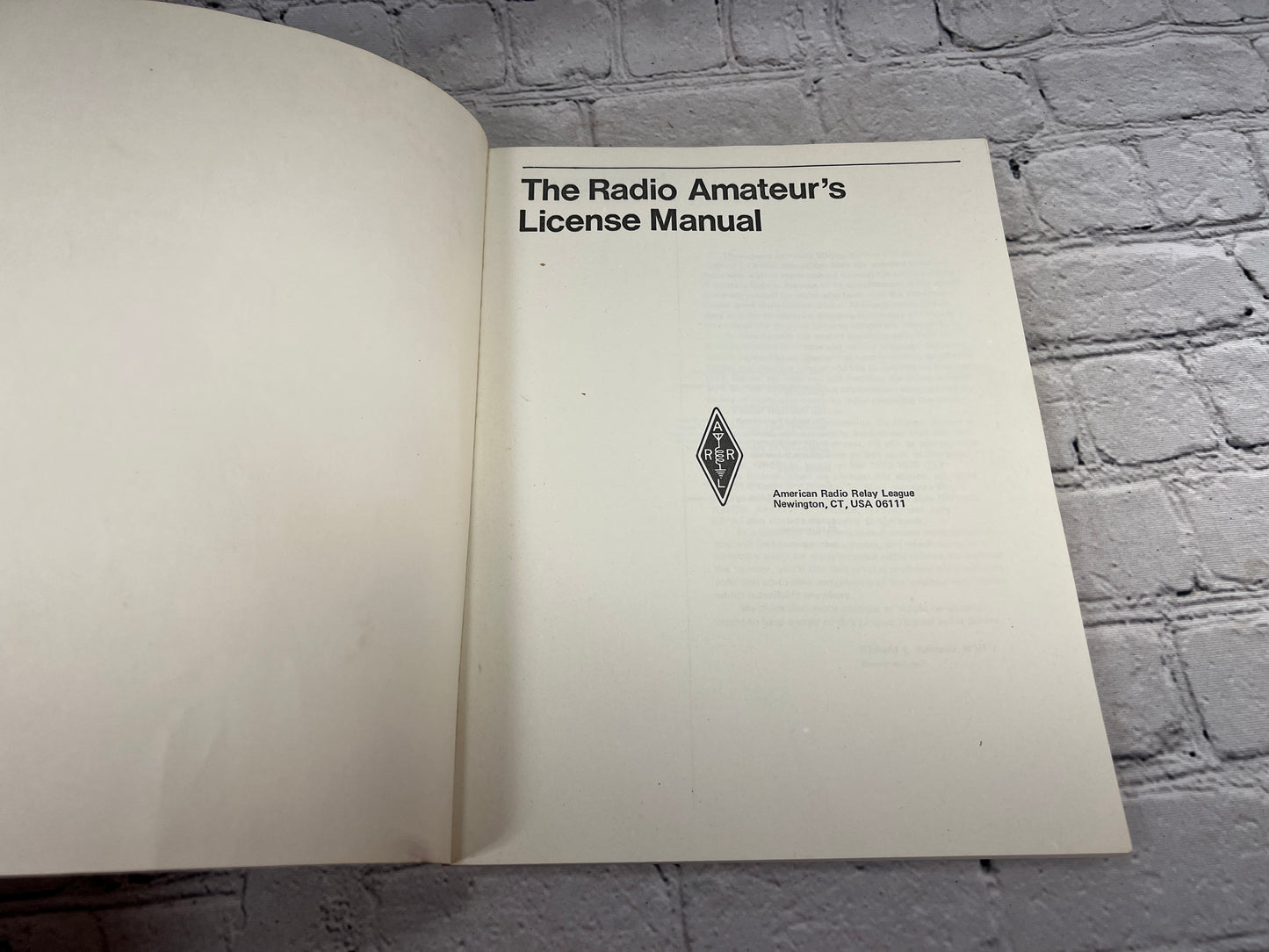 The Radio Amateur’s License Manual [American Radio Relay League · 1977]