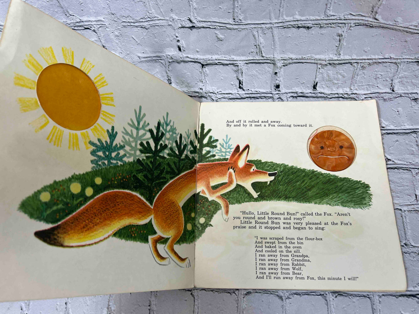 The Little Round Bun: A Russian Fairy Tale
