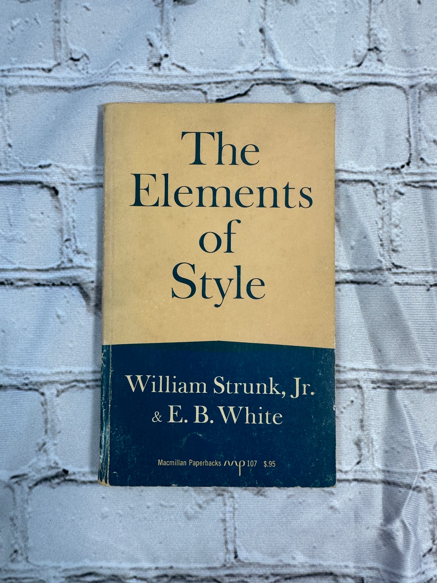 The Elements Of Style by William Strunk & Eb White [1962]