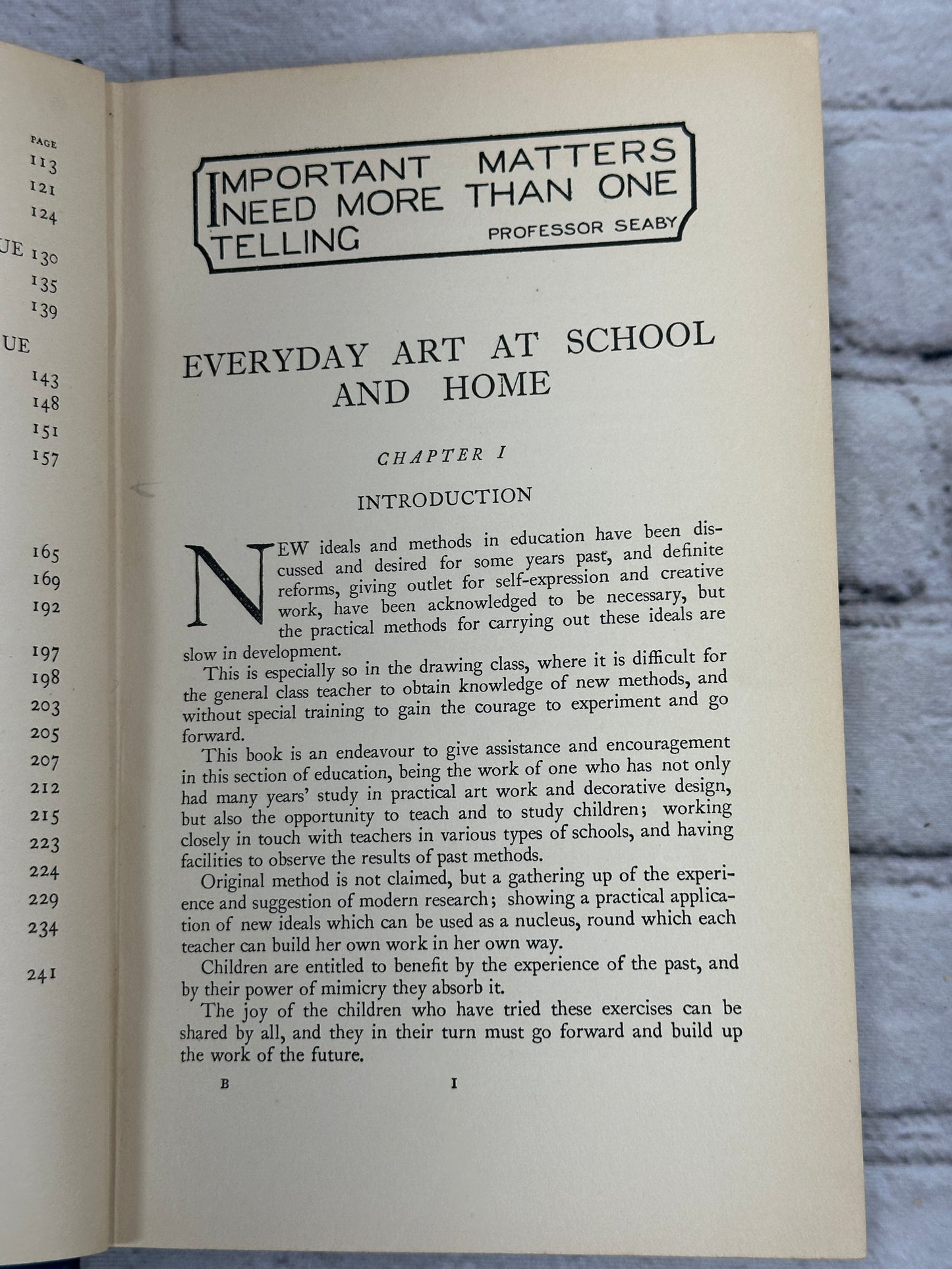 Everyday Art at School & Home by D.D. Sawer [1929]