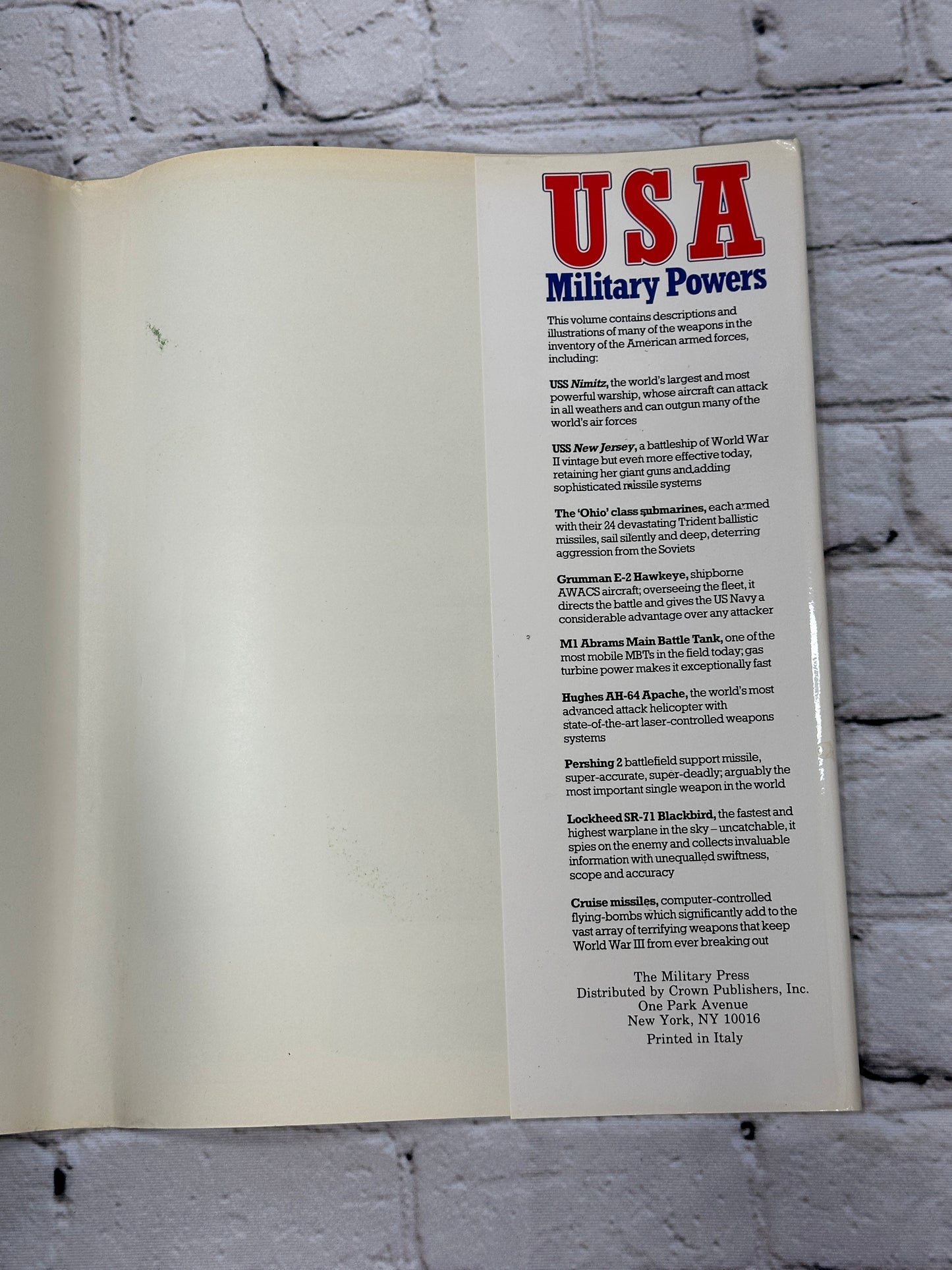 USA Military Powers edited by Stan Morse  [1984]