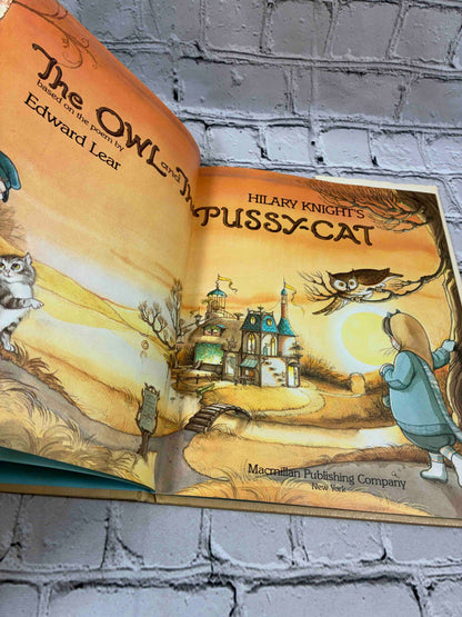Hilary Knight's The owl and the pussy-cat: Based on the poem by Edward Lear