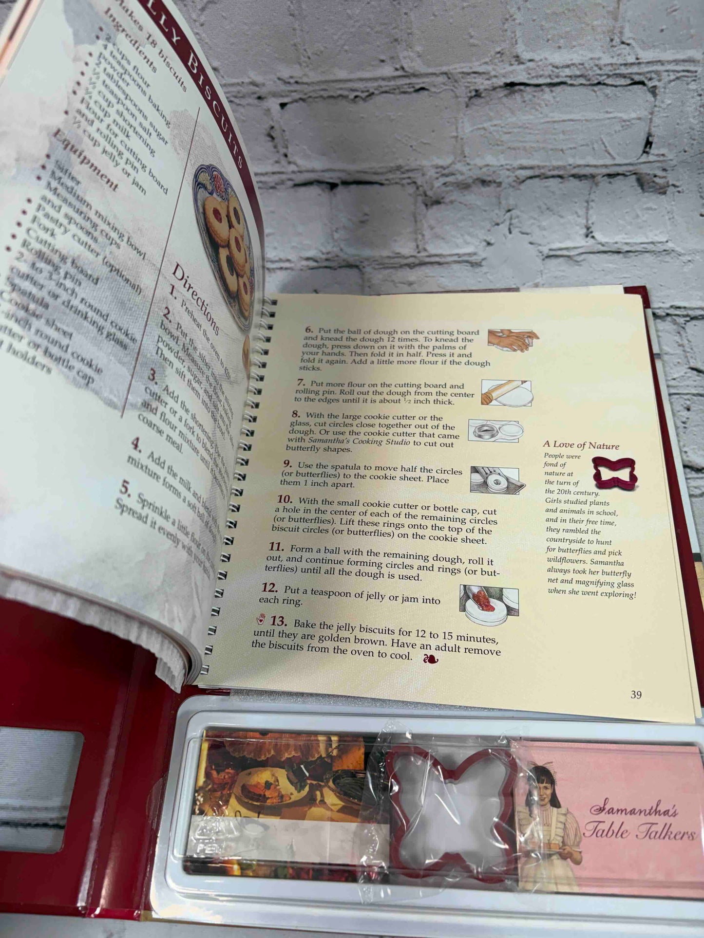 Samantha's Cooking Studio (American Girl Collection)
