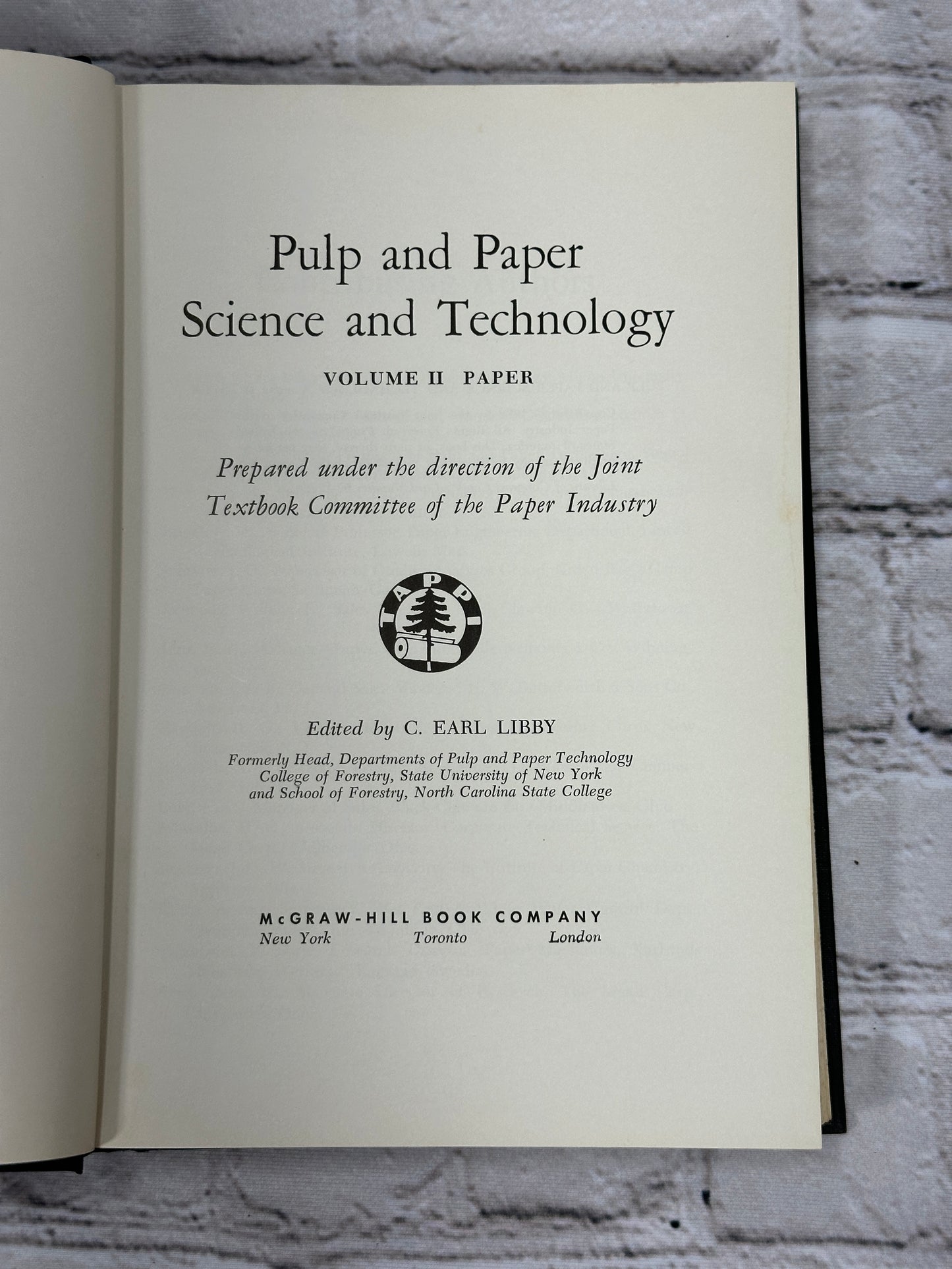 Pulp and Paper Science and Technology [Vol ll · 1962]