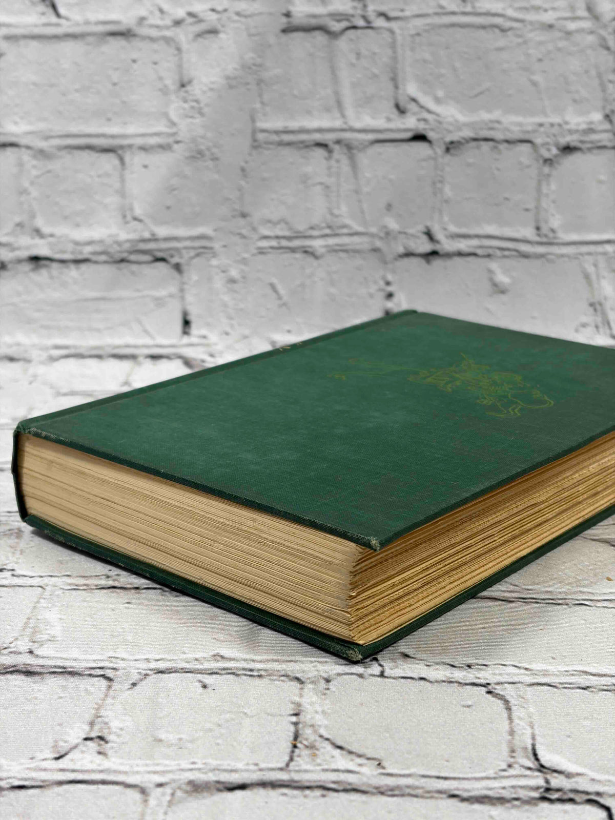 Gods, Graves, and Scholars by C. W. Ceram, 1967 Knopf hardcover - fore-edge and boards