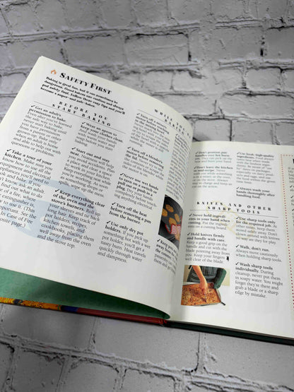 Kids Cookies, Williams-Sonoma Kitchen Library, 1998 Time-Life hardcover - Safety First pages