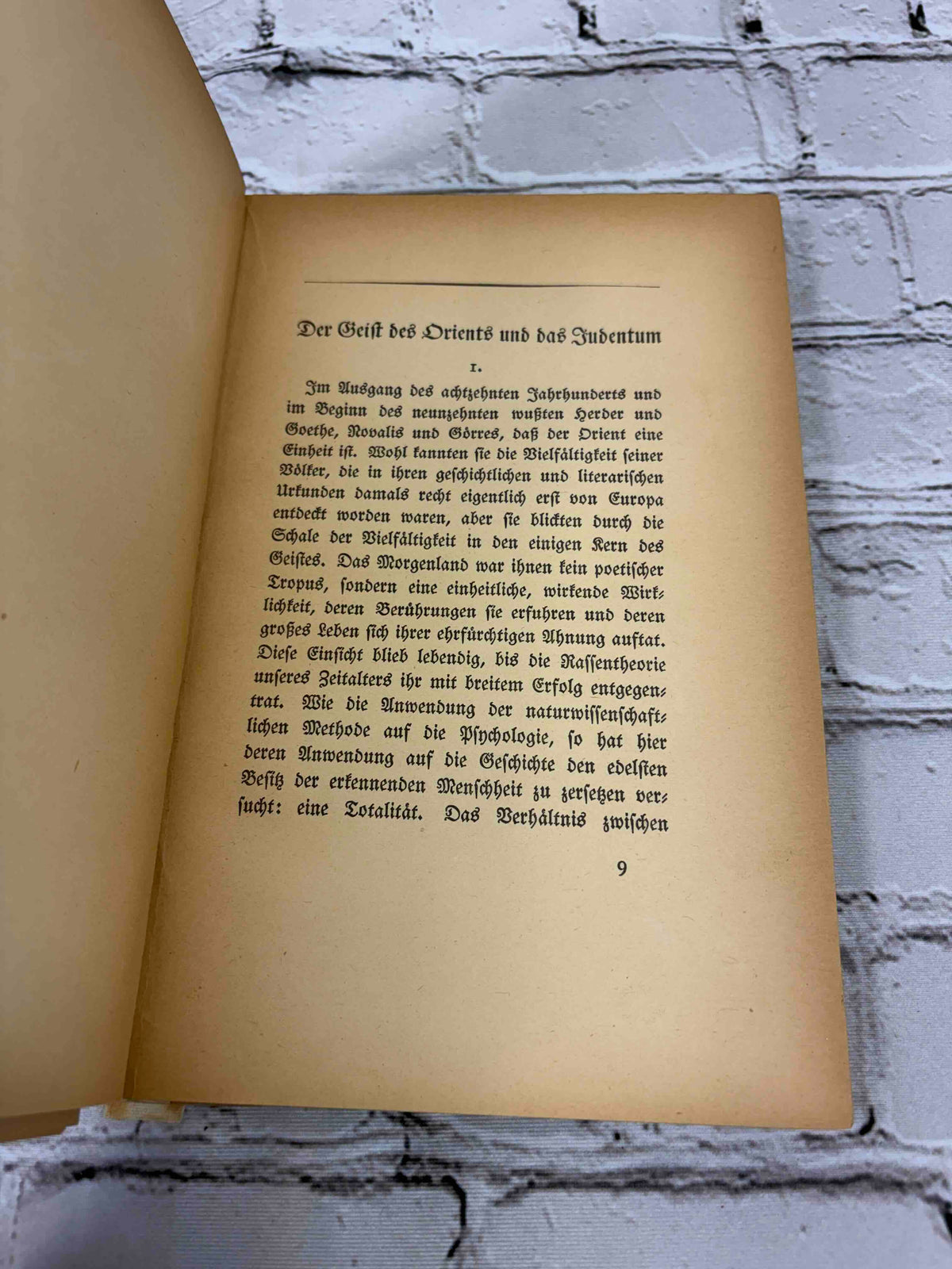 Vom Geist des Judentums by Martin Buber, 1916 hardcover - first page of Der Geist des Orients und das Judentum