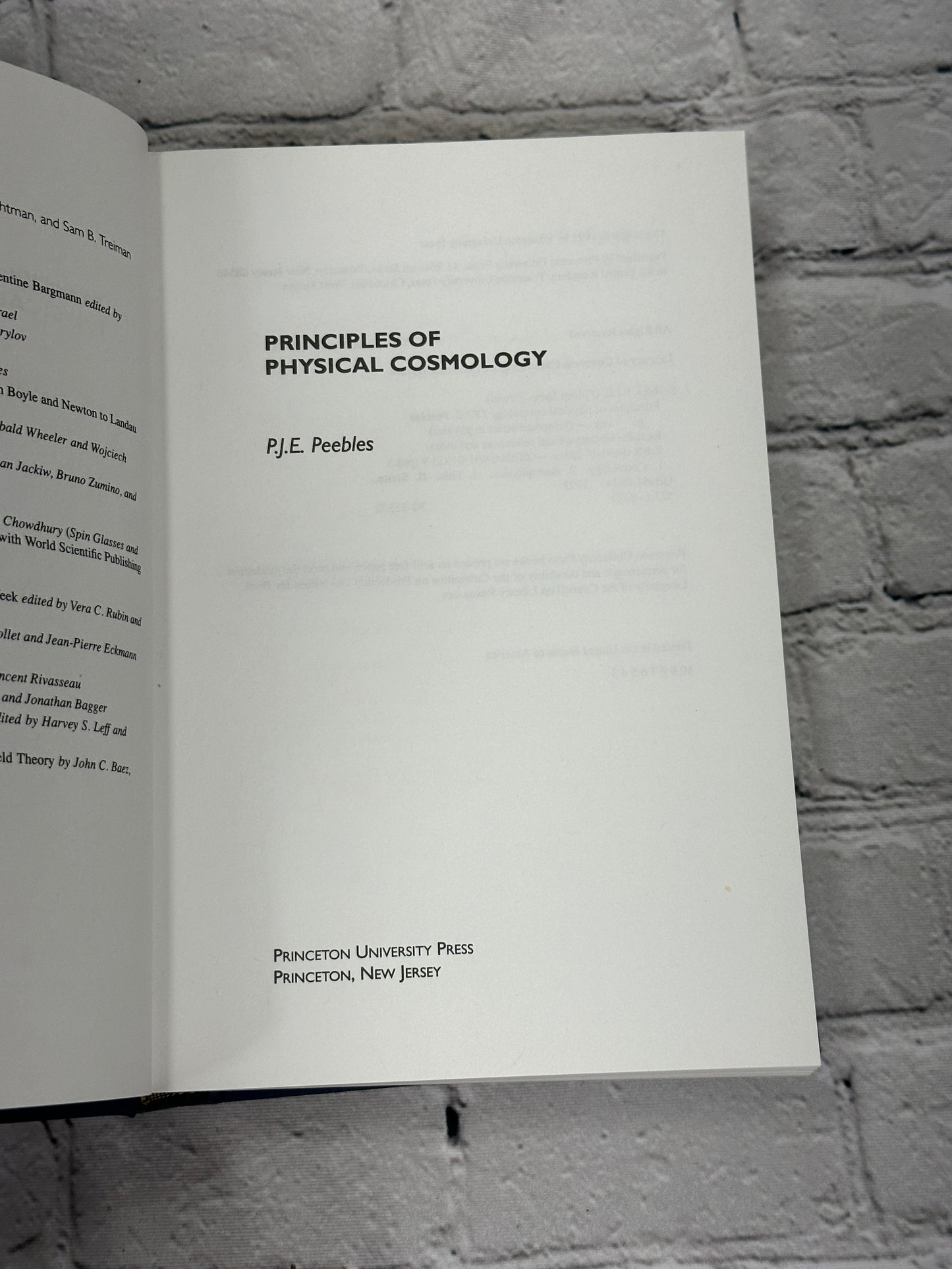 Principles of Physical Cosmology by P.J.E. Peebles [1993 · Third Printing]