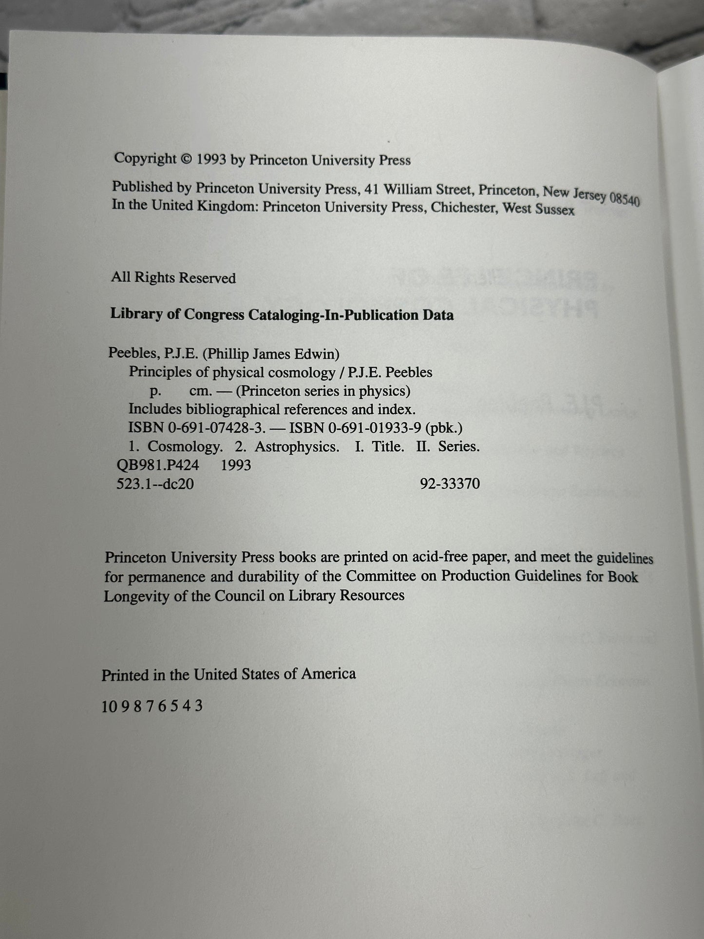 Principles of Physical Cosmology by P.J.E. Peebles [1993 · Third Printing]