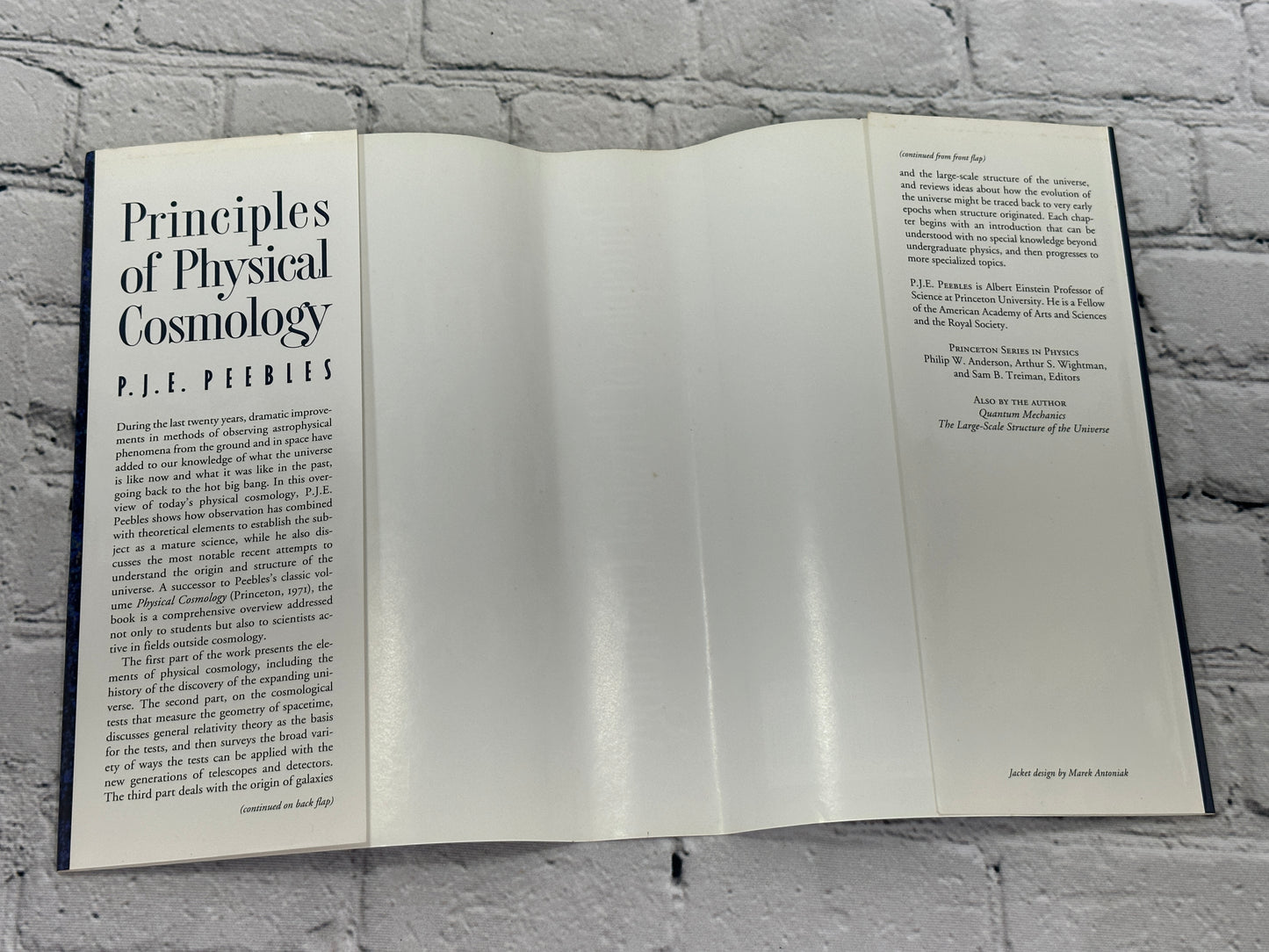 Principles of Physical Cosmology by P.J.E. Peebles [1993 · Third Printing]